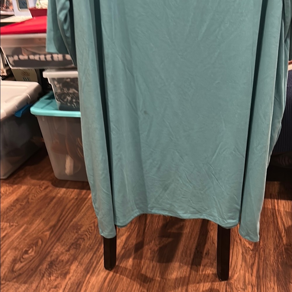 Zenana Outfitters Green Short Sleeve Tee Casual